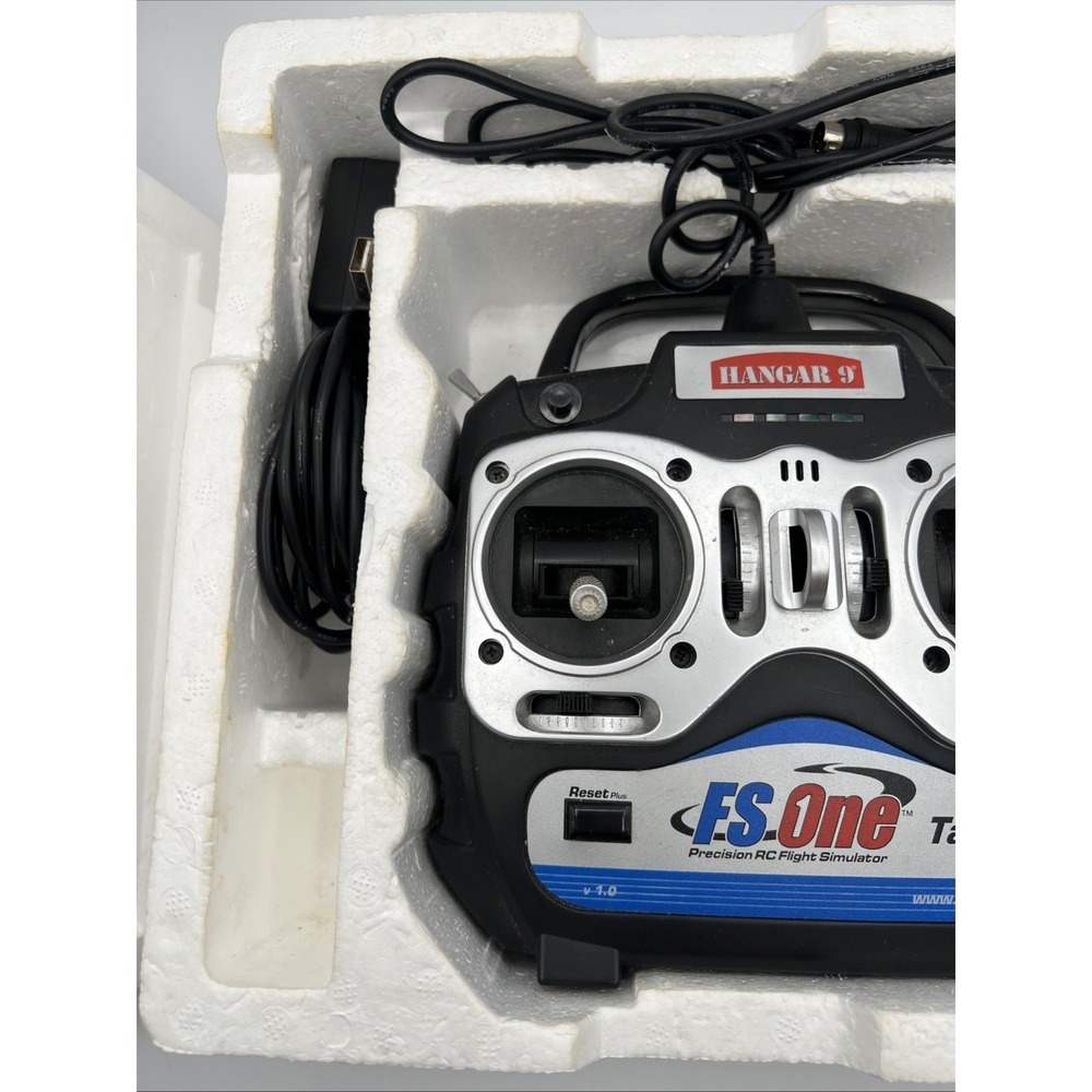 Hangar 9 FS One Precision RC Flight Simulator controller - Picture 9 of 9